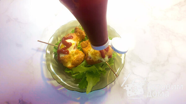 Сытные лодочки: рецепт сосисочных лодочек с яйцом и сыром фото к рецепту 4