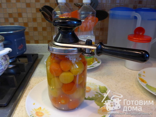 Маринованные помидоры с чесноком фото к рецепту 6