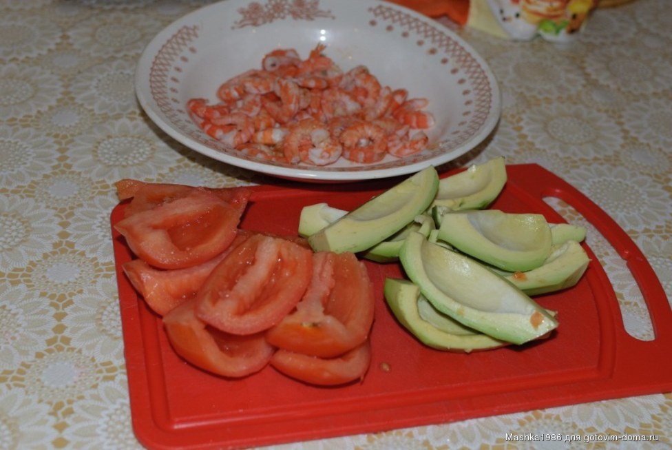 Салат с авокадо: просто и очень вкусно Салат с авокадо: просто и очень вкусно