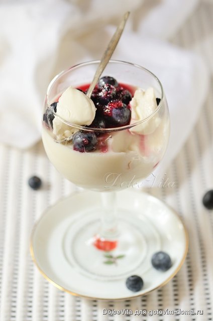 panna cotta bianca dv.jpg