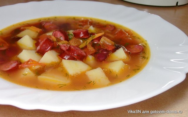 Томатний суп із квасолею та ковбасками.JPG