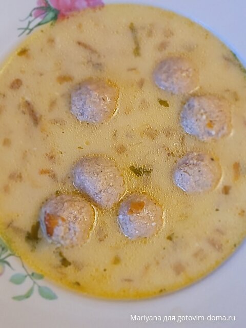 Сырный суп с фрикадельками.jpg