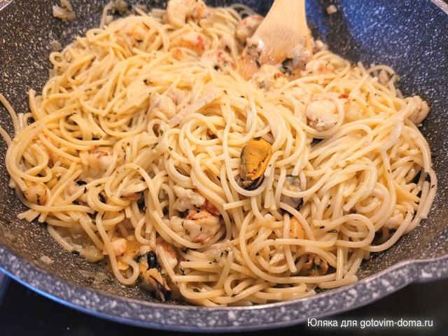 спагетти с морепродуктами.jpg