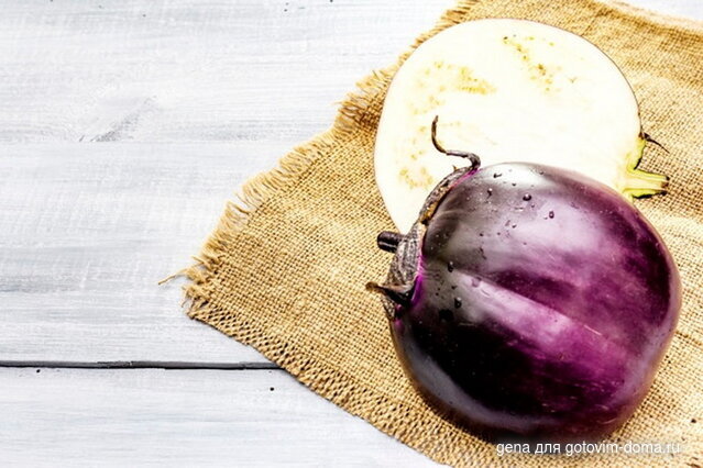 fresh-organic-round-eggplants-helios-grade_164638-3318_новый размер.jpg