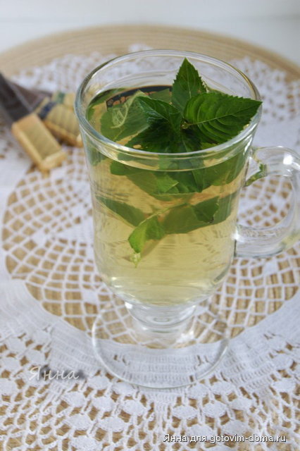 Чай с мятой,мелиссой и листьями чёрной смородины.jpg