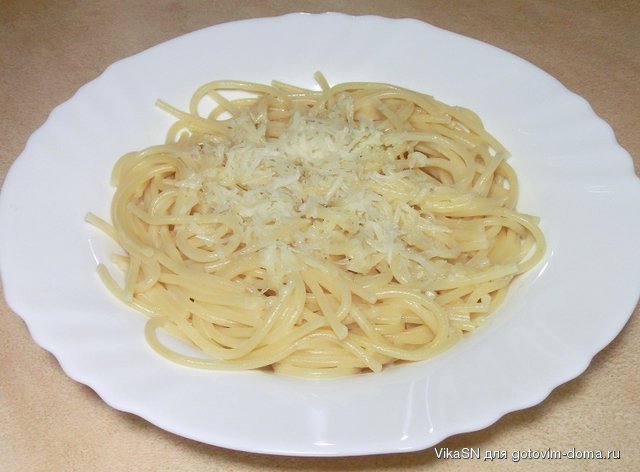 Спагетті з вершками та сиром.JPG