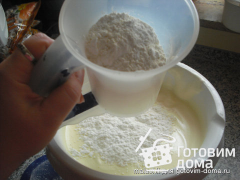 Бисквитное тесто (не  разделяя яйца, с добавлением кипятка) фото к рецепту 6