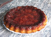 Карамельный яблочный пирог с корицей