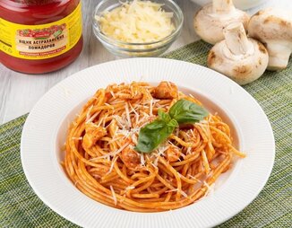 Рецепт классического соуса для спагетти с томатной пастой
