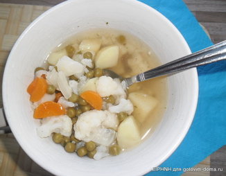 Суп с цветной капустой и зелёным горошком (без масла)