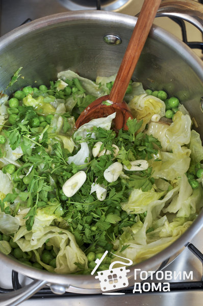 Крем-суп из зеленого горошка и салата Айсберг фото к рецепту 4