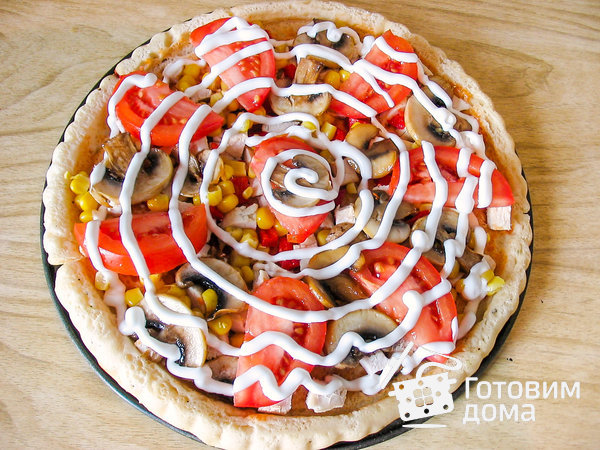 Пицца с куриной грудкой и шампиньонами фото к рецепту 4
