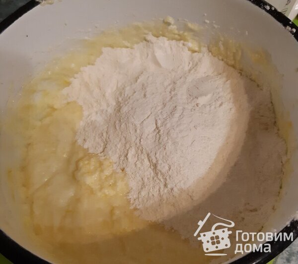 Лимонный торт с малиновым кремом фото к рецепту 4