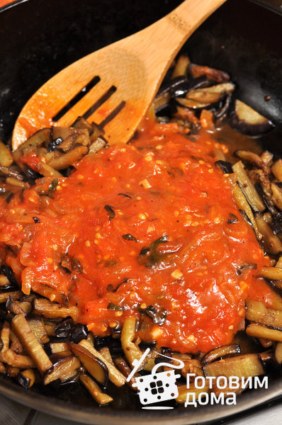 Спагетти с баклажанами в томатном соусе фото к рецепту 8