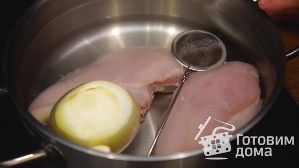 Куриный суп с плавлеными сырками и чесночными сухариками фото к рецепту 1