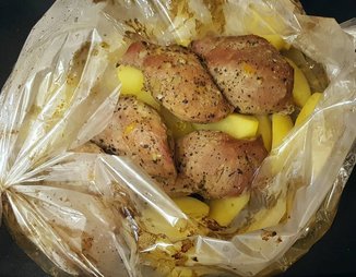 Филе утки, запеченное с картофелем в рукаве