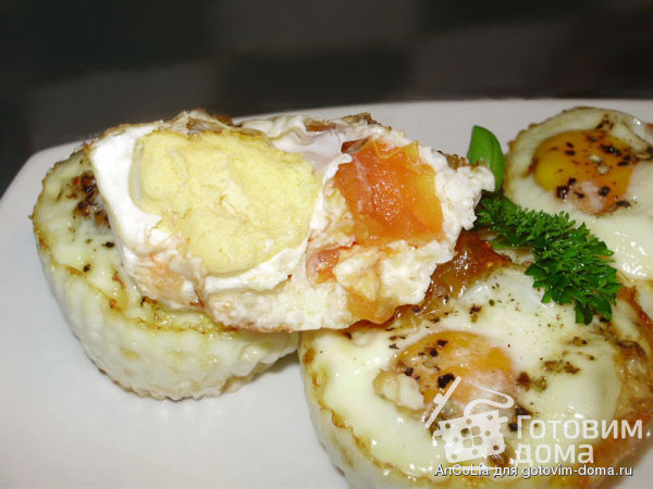 Печёное яйцо на завтрак от Аринушки фото к рецепту 1