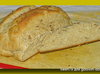 Горчичный хлеб из цельнозерновой муки с семенами льна.