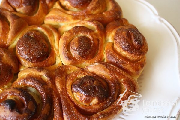 Сахарные булочки с медовой глазурью &quot;Roulé au miel&quot; фото к рецепту 4
