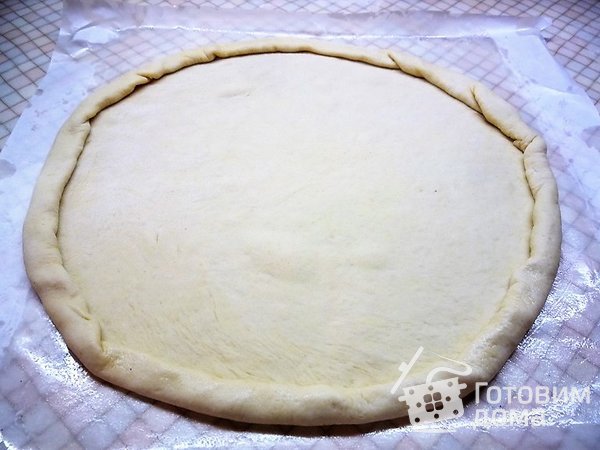 Пицца с ветчиной, инжиром и козьим сыром фото к рецепту 7