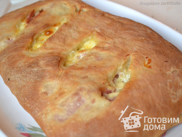 Пирог с картофелем, луком, сыром - Fougasse tartiflette фото к рецепту 1