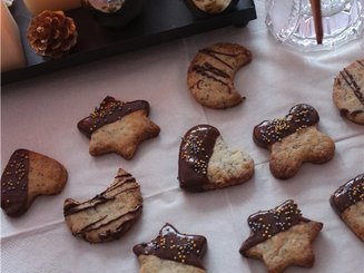 Печенье-сердечки с маком и марципаном