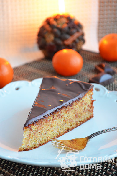Мандариново-миндальный пирог под шоколадом