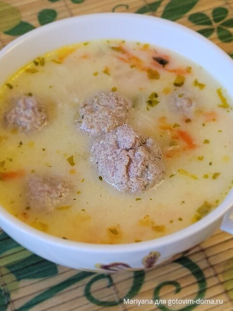 Сырный суп с фрикадельками.jpg