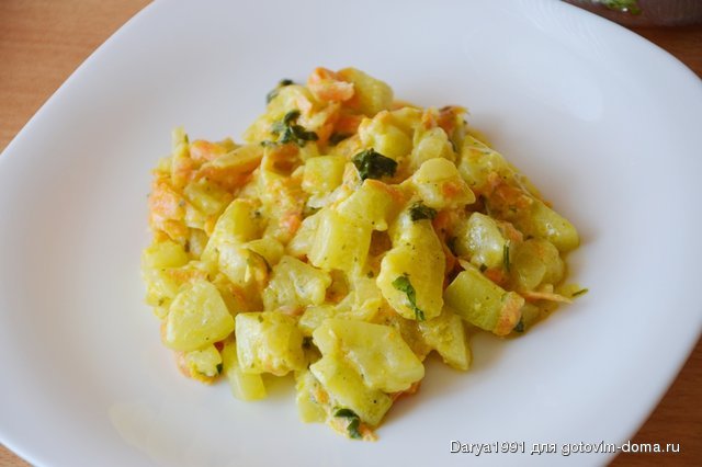 Кабачки с морковкой тушеные в сметане.JPG