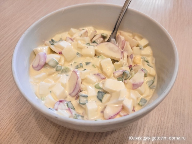 салат из редиса с яйцом.jpg