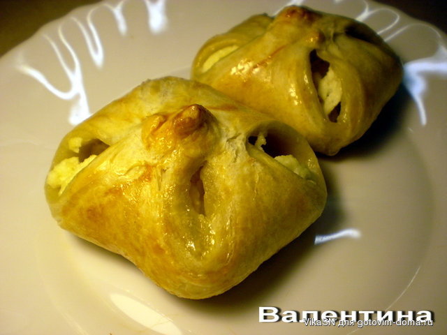Листові пиріжки з сиром.jpg