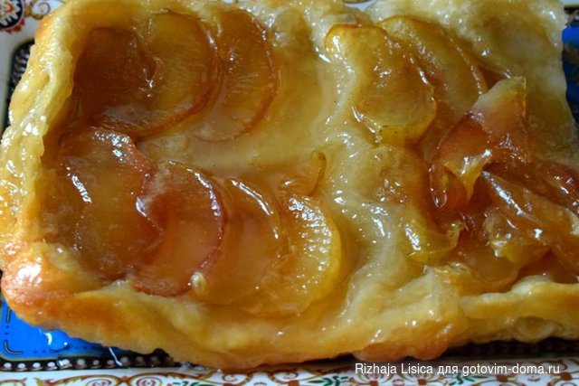 Милопита - яблочный пирог по-гречески.jpg