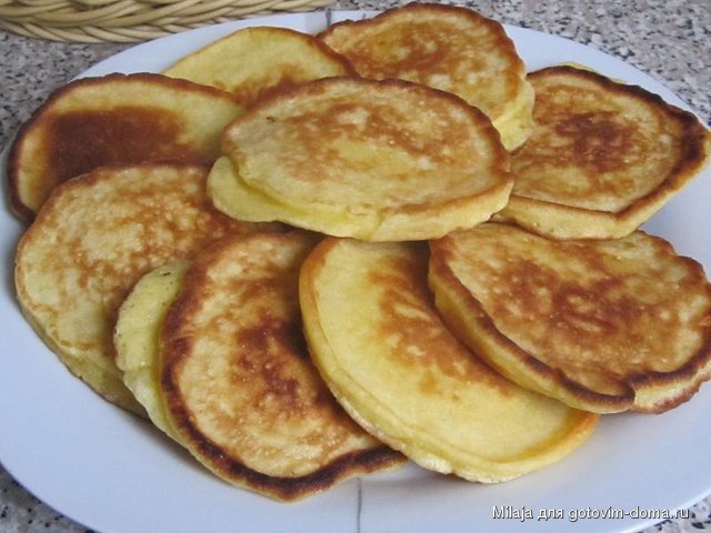 14.10. Оладушки творожные с яблоками.JPG