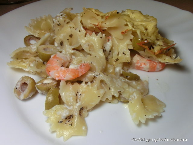 Паста, запечена з креветками й оливками.jpg