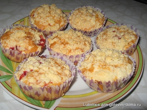 кексы с клубникой.jpg