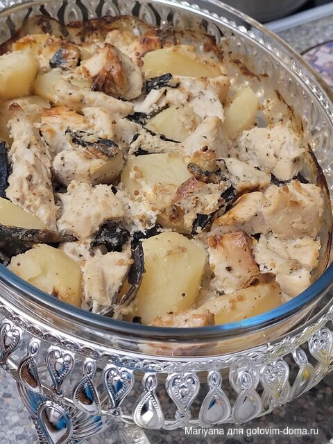 Жаркое из кур.филе с картофелем и грибами.jpg