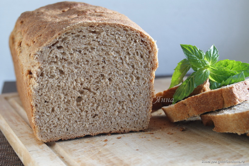 Простой рецепт хлеба из цельнозерновой муки. Ржаной цельнозерновой хлеб. Цельнозерновой хлеб фото. Хлеб цельнозерновой бездрожжевой. Черный цельнозерновой хлеб.