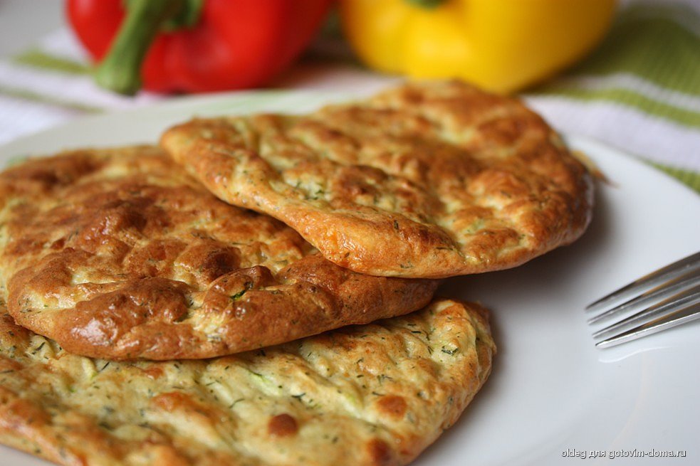 Кабачково сырные оладьи