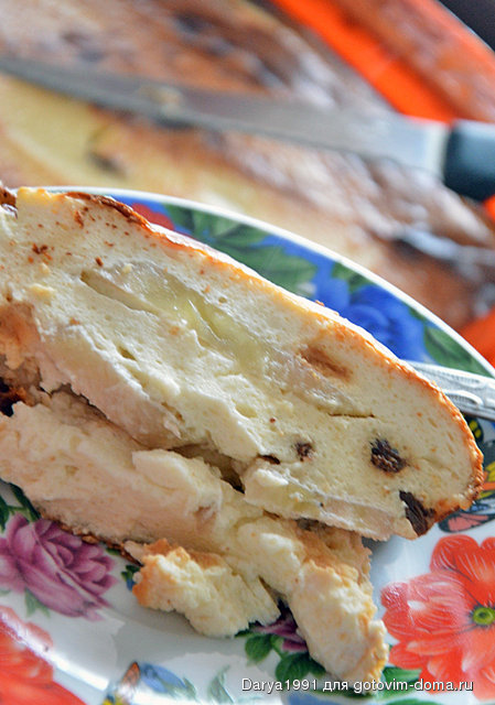 Творожная запеканка с изюмом и бананами.JPG
