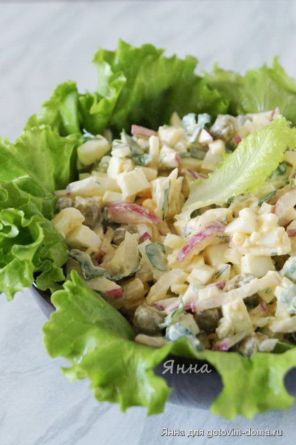Салат из редиса с сыром и яйцами.jpg