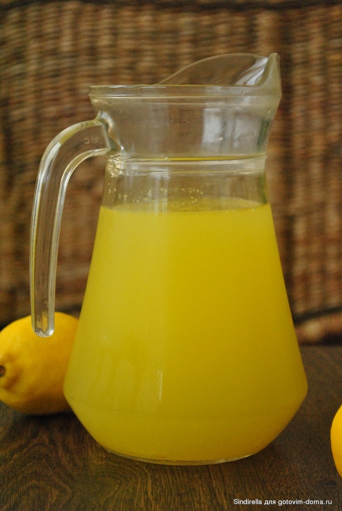 Сок из замороженных апельсинов в домашних условиях. Лимонад из замороженных Лимонов. Лимонад из 4 апельсинов. Лимонад из замороженных апельсинов. Сок из замороженных апельсинов.
