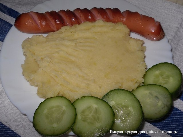 Картофельное пюре с сосисками