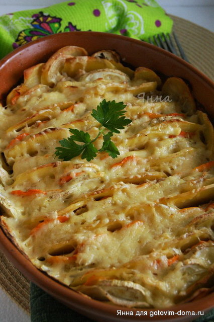Куриное филе с кабачком, луком и картофелем.jpg