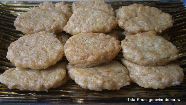 Котлетки из овсянки.JPG