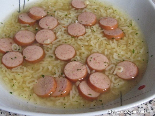 30.07. Суп с макаронами и сосисками.JPG