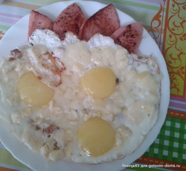 глазунья с сыром.jpg