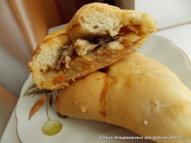 растегаи с капустой и рыбой.JPG