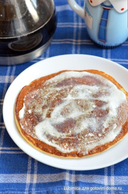 блины со сметаной и сахаром.jpg