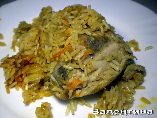 Курка, тушкована з рисом.jpg