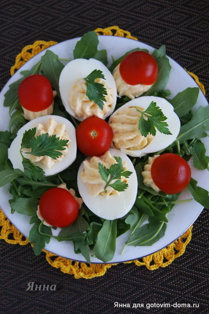 Яйца фаршированые.jpg